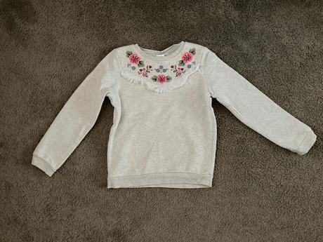 Mikinka v.128, palomino,128