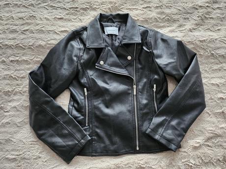 Koženkova bunda, reserved,158