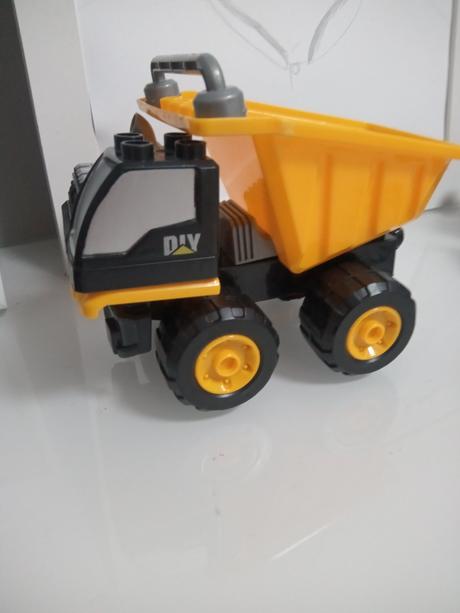 Autíčko stavebnica, 