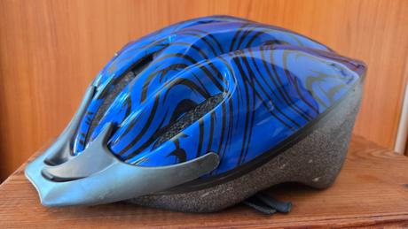 2 detske prilby xs a s a dospelacku s/m, s