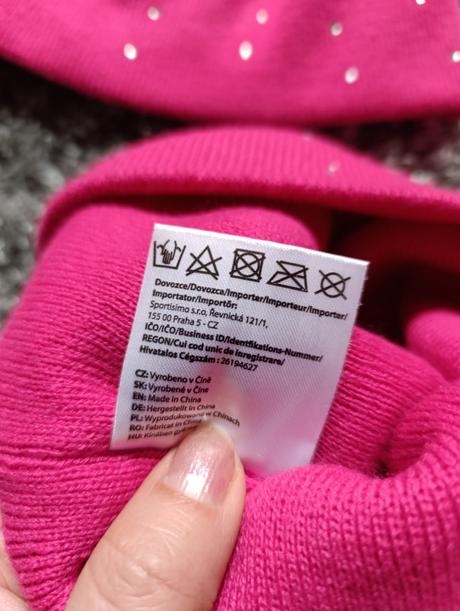 Sportisimo čiapky 122, 146, 122