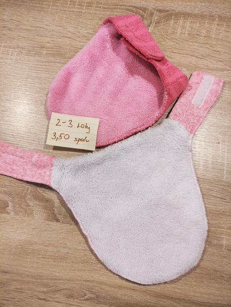 Teplý nákrčník, 92