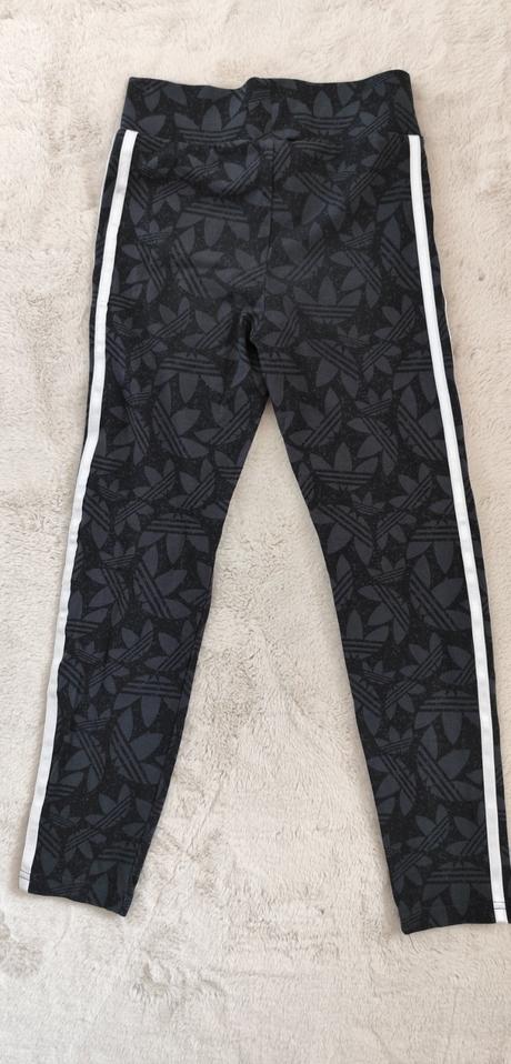 Legíny, adidas,146