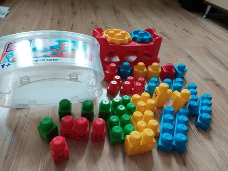 Stavebnica mega blocks, 