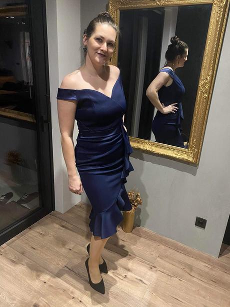 Spoločenské šaty, 40