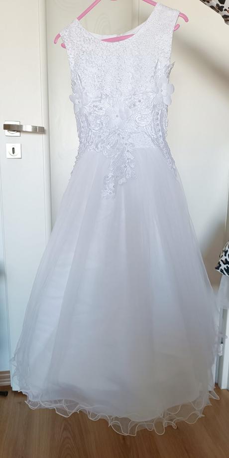 Dievčenské šaty, 128