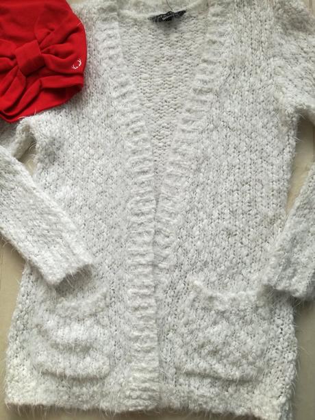 Cardigan, 140