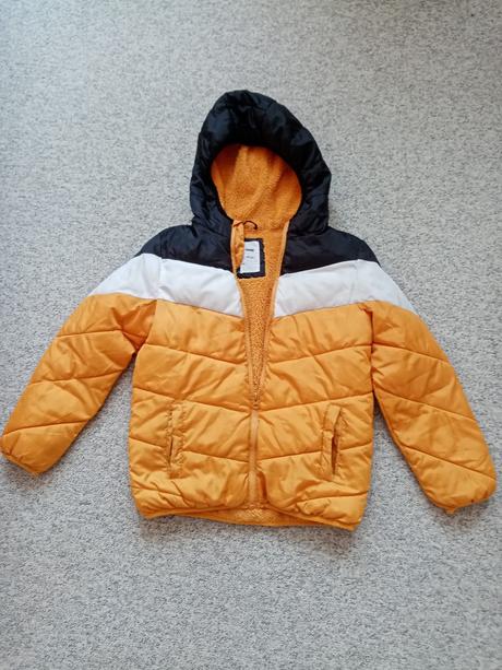 Zimna vetrovka sinsay vel. 140, sinsay,140