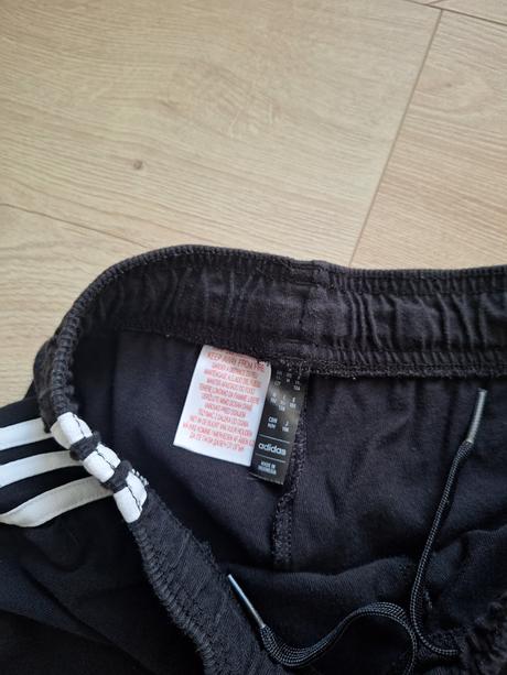Adidas sortky, adidas,146
