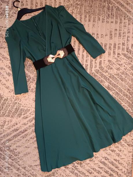 Smaragdové midi šaty, m