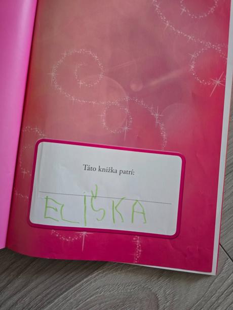 Knižka snehulienka a malá morská panna,