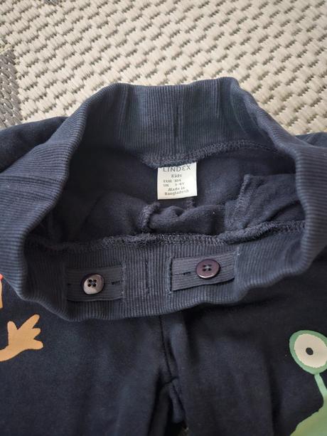 Tepláky, lindex,104