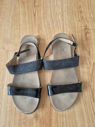 Sandále čierne velk. 38., 38