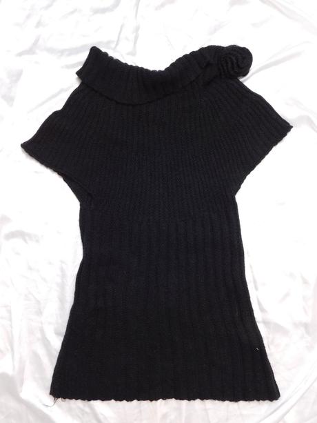 Pekny pleteny predlzeny pulover/vesta, 36