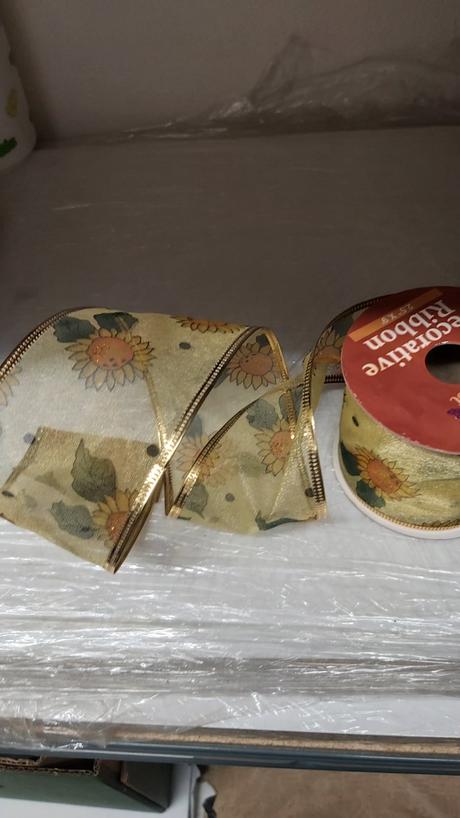 Dekoratívna stuha 2,8metra,