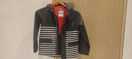 Nepremokava bunda, sergent major,128