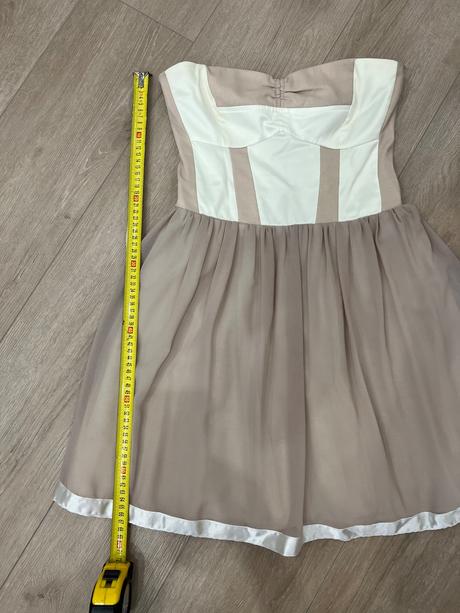 Elegantnè šaty, 36