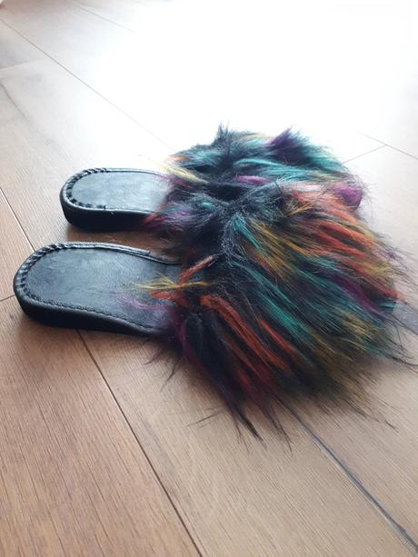 Šľapky s kožušinou, 40