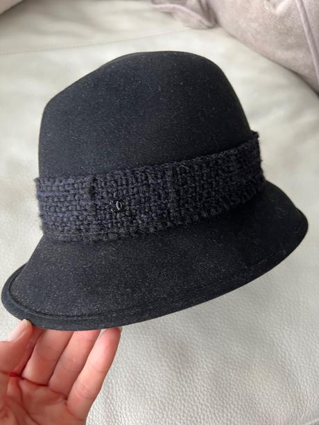 Chanel rabbit klobúk s logom vel.s, s