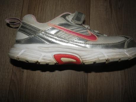 Topánky, nike,33