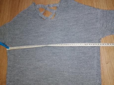 Svetrík s trblietavou striebornou niťou, xs