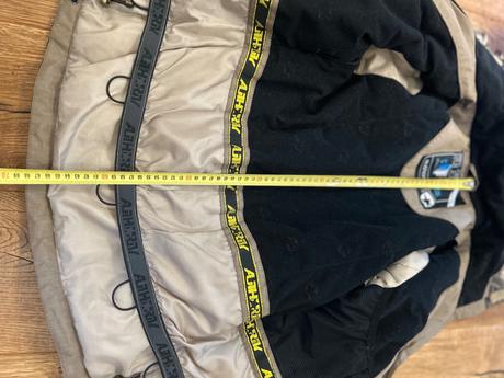 Zimna bunda do mesta i na lyzovanie, authority,s