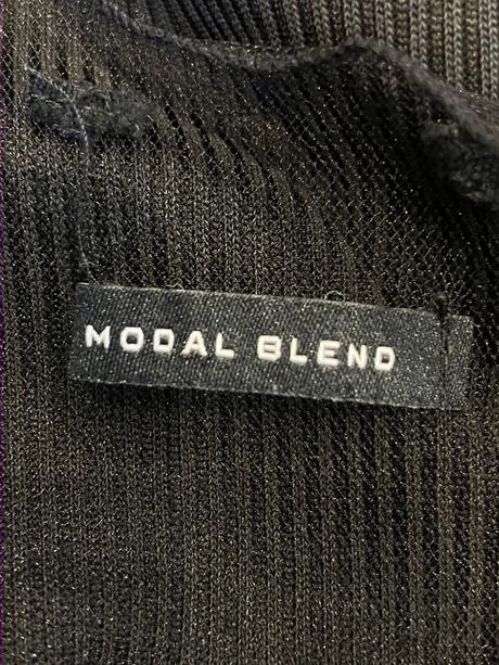 Dámske rebrované tričko s tylom a čipkou, m