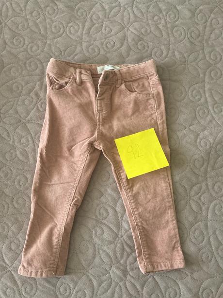 Nohavice z menčestru, zara,92