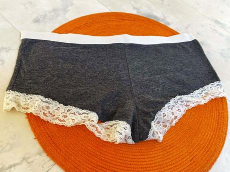 Boyleg nohavičky, s