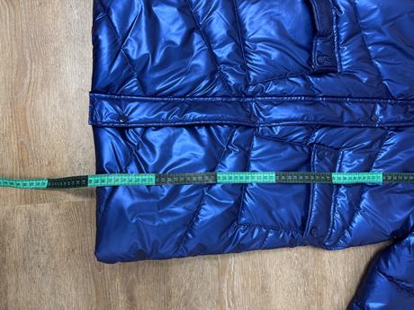 Modrá metalická bunda, sinsay,152