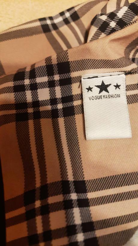 Predám  kárované šaty veľ.s, s