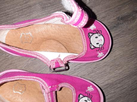 Papučky, roháčan,22