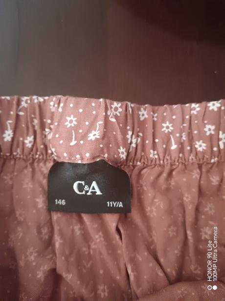Zaujímavá sukňa s volanom, c&a,158