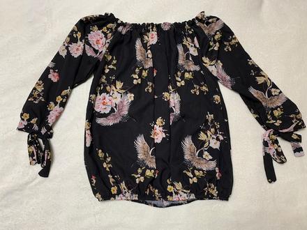 Letná tenká blúzka s odhalenými plecami, 