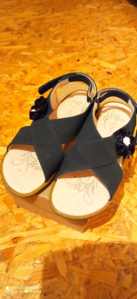 Nenosené sandále, nelli blu,36