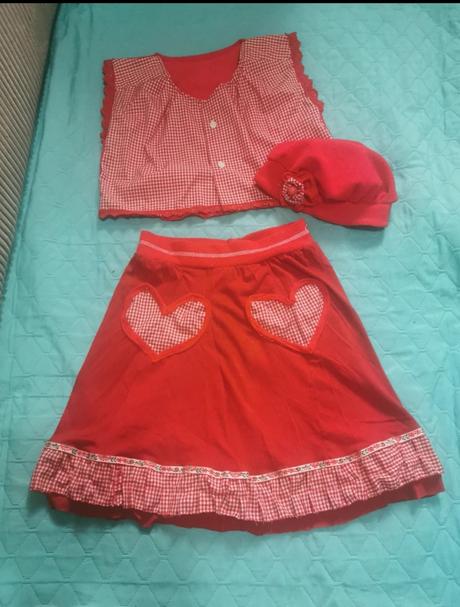 Kostým červená čiapočka 134 akt., 