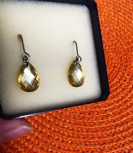 Brúsené náušnice,