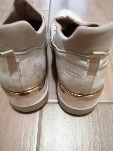 Kožené poltopanky, 37