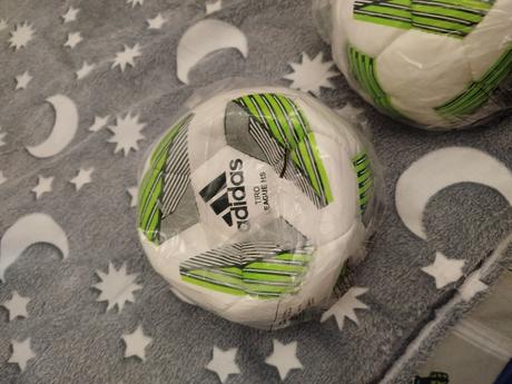 Futbalové lopty nove, 