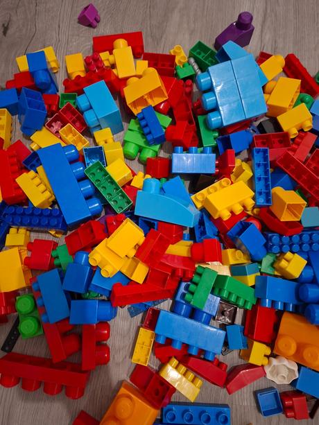 Farebné stavebné kocky, 