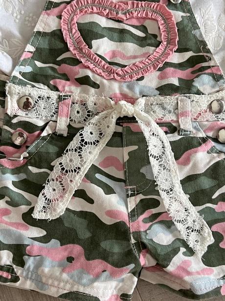 Šortky na traky, 104