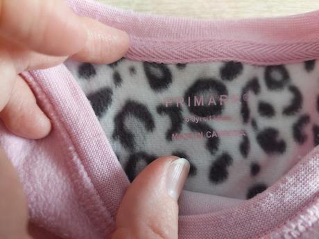 Fleesové dievčenské tričko s mačičkou veľ.134, primark,134