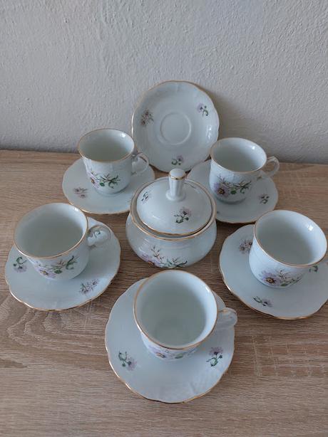 Karlovarsky porcelan - mokka salocky, 