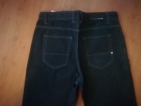 Čierne rifle pánske veľkost w32 l32 cropptown, 32