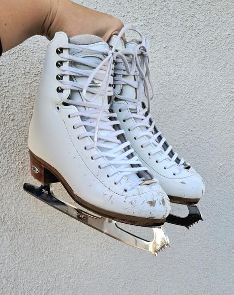 Korcule riedel motion 4m s nožmi eclipce 9 1/4, 