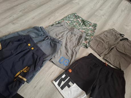 Balík teplákovych kraťasov 146veľ. (5+1ks), 140–152