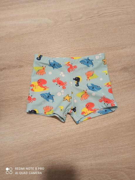 Plavky a župan pre chlapca, 104–116