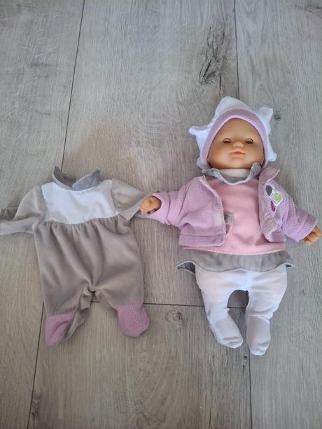 Babika zn.smoby s oblecenim, 