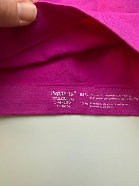 Športová podprsenka, 146