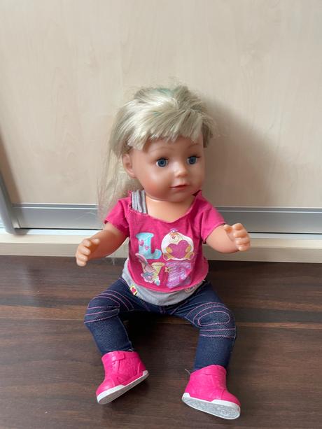 Baby born staršia sestra, 